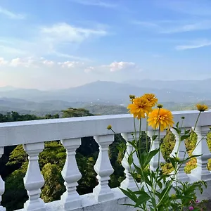 Bellwood Hills & Sri Lanka